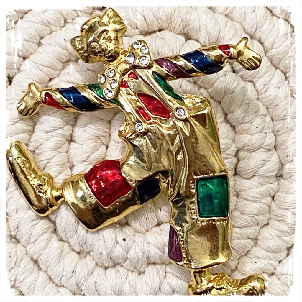 Whimsical Goldtone Enamel Clown Brooch Pin